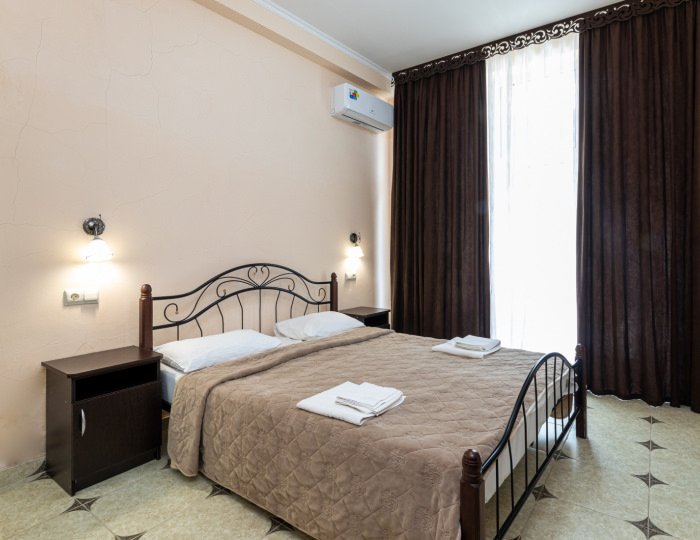 Люкс 2-местный 2-комнатный вид на море - Гостиница «Руслан»